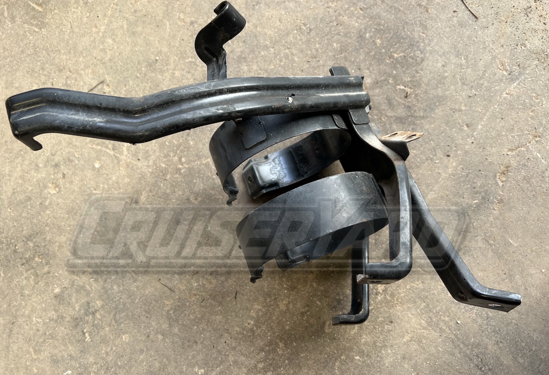 Toyota Land Cruiser FZJ80 Charcoal Canister Bracket with Round