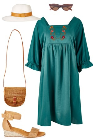 Market Folk--4701878