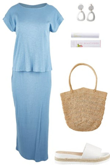 Simple Chic--7415325