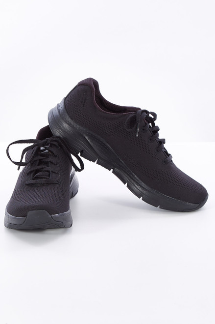 Lace Up Sneaker | Skechers | birdsnest 