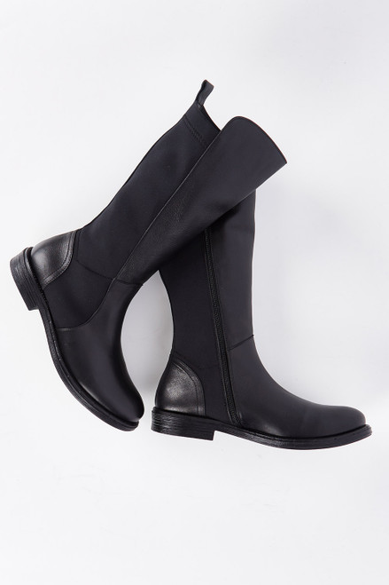 black leather pull on boots