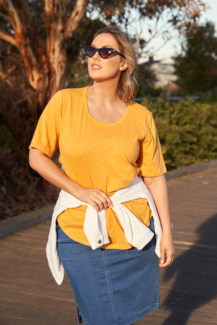 Ariana Tee | Betty Basics | birdsnest 