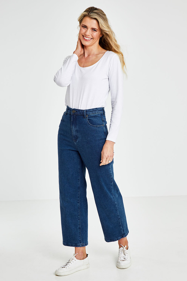 Genevieve High Rise Wide Leg Jean 