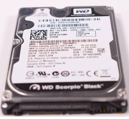 320GB SATA 7200RPM 2.5 HDD 9.5MM (75Y5187)