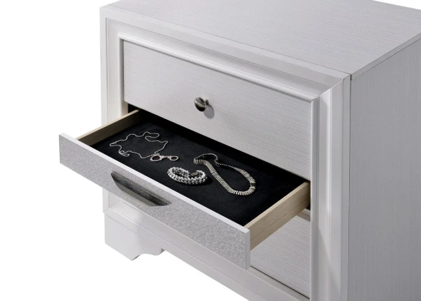 Furniture of America - Chrissy Nightstand in White