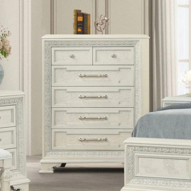 Furniture of America - Stella Mia Chest in Creamy White