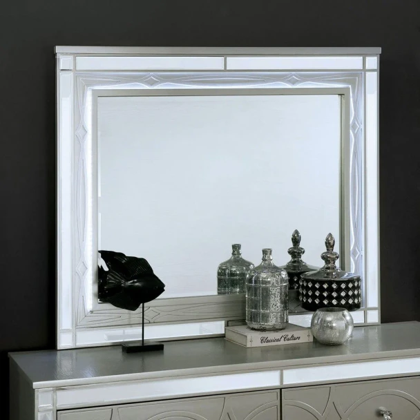 Furniture of America - Manar Mirror in Silver