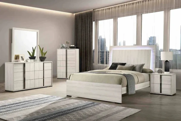 Furniture of America - Horten - 4 Pc. Queen Bedroom Set w/ Chest