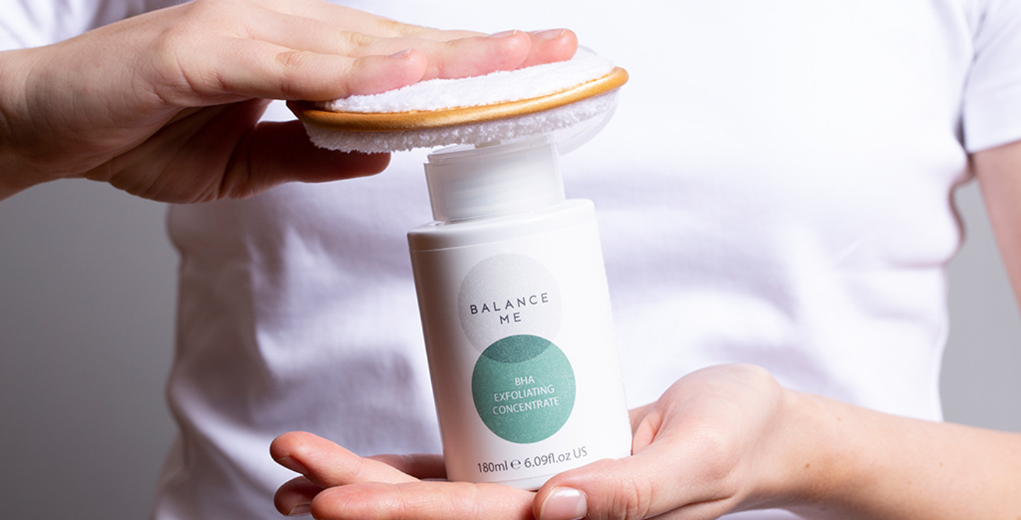 How does a BHA Exfoliant work?