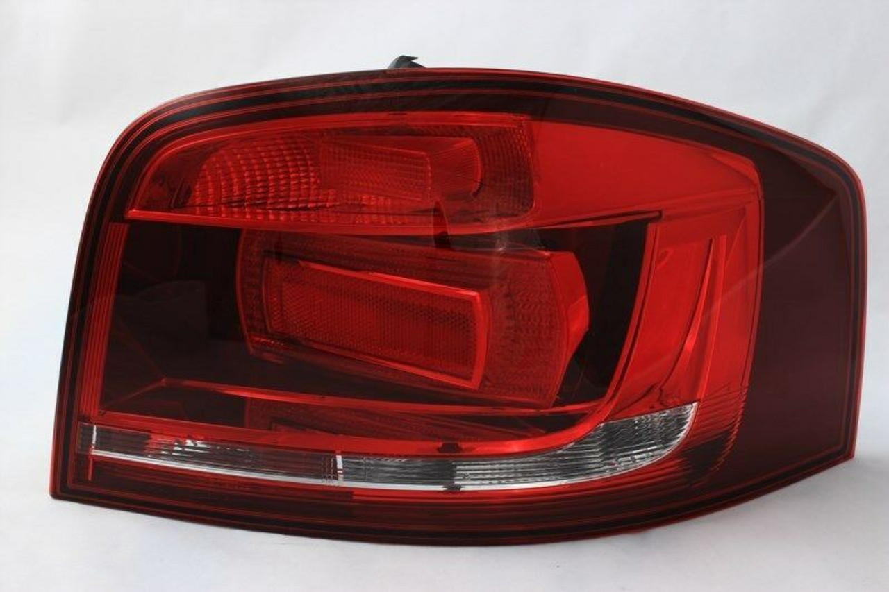 Right Side OS Back Rear Tail Light Lamp For Audi A3 3D Blackline 05.10-On