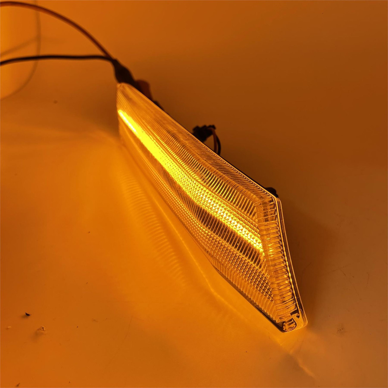 Pair Clear Dynamic sequential LED side repeater markers for Porsche Boxster 987 04-12 Cayman 06-08