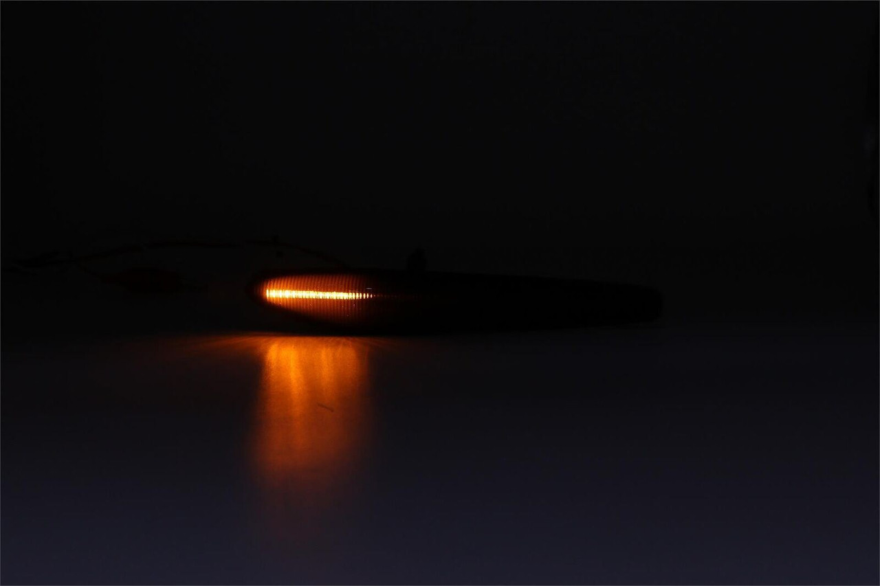 Dynamic LED Side repeater Turn Signal lights Smoked For Alfa Romeo 159(Type 939) 2005-2011 Alfa Romeo Brera(Type 939) 2005-2010 Alfa Romeo Spider(Type 939) 2006-2010