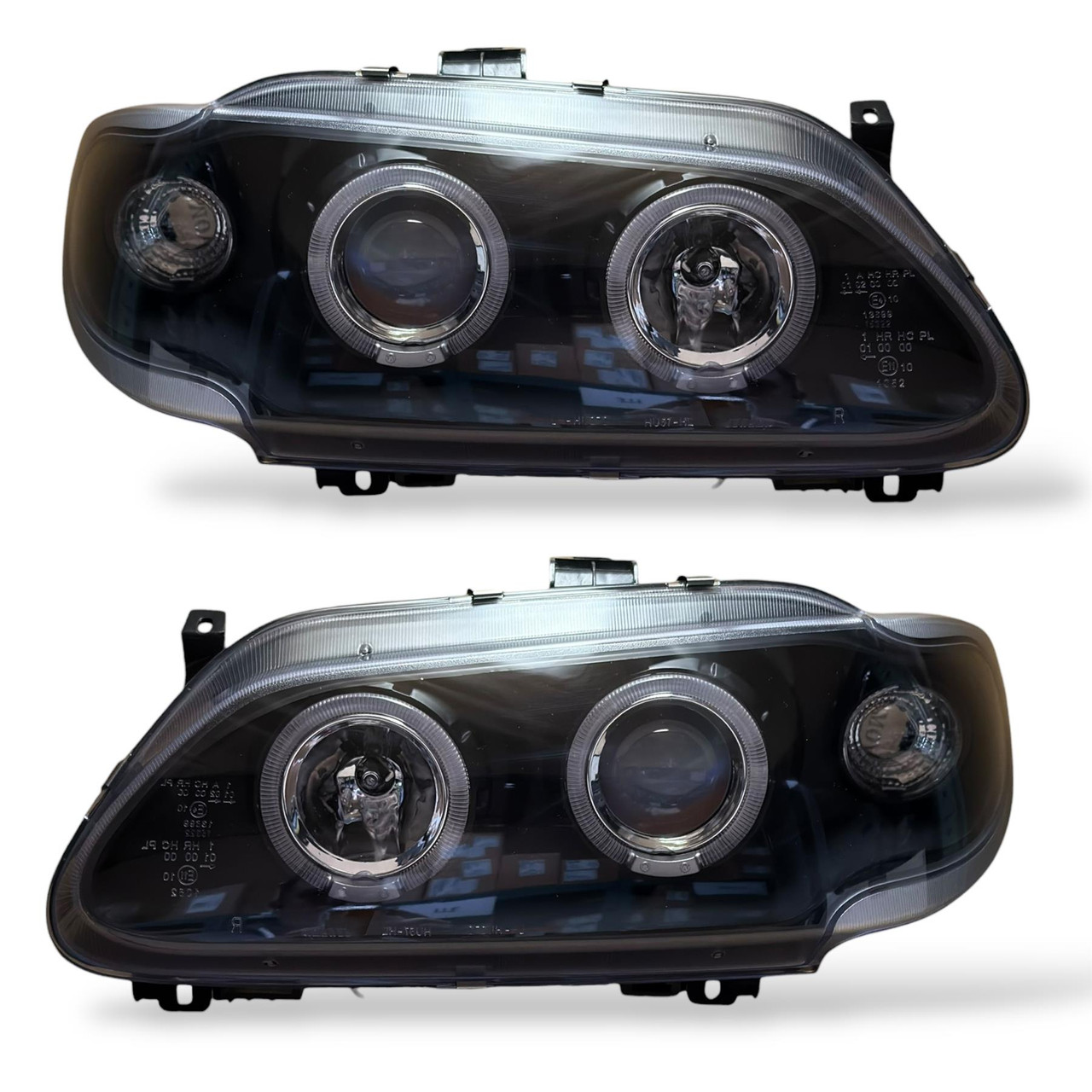 LHD Projector Headlights Pair Angel Eyes Clear Black H1 H1 For Renault Megane