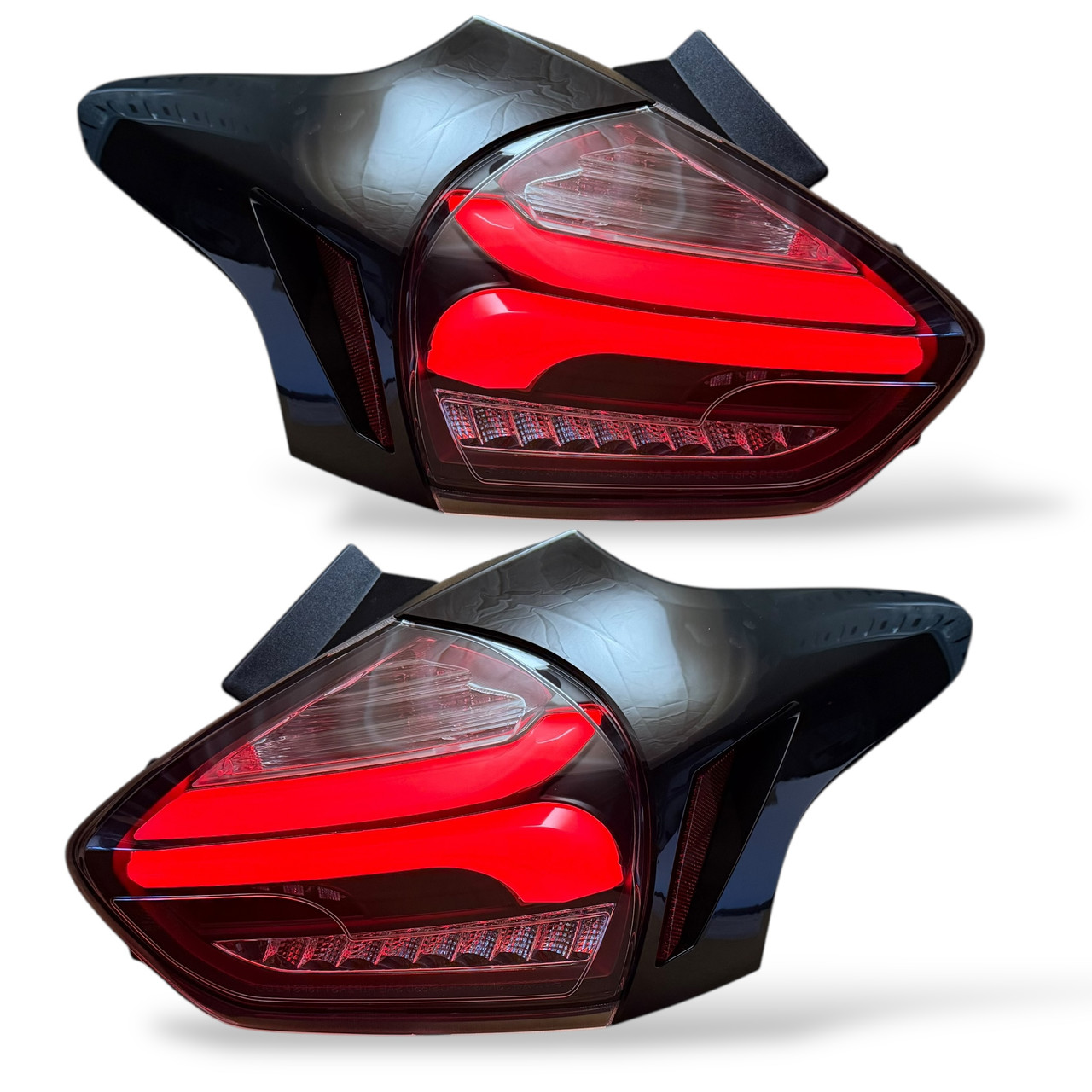 Back Rear Tail Lights Pair Set Tube Light Smoke dynamic IND  Ford Focus 2015-18