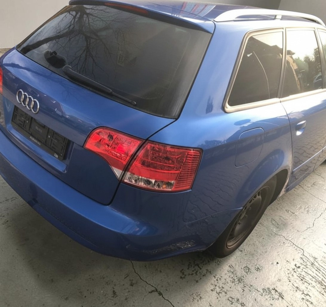 Back Rear Tail Lights For Audi A4 B7 Avant 11/04-03/08 With LED In Red-Clear