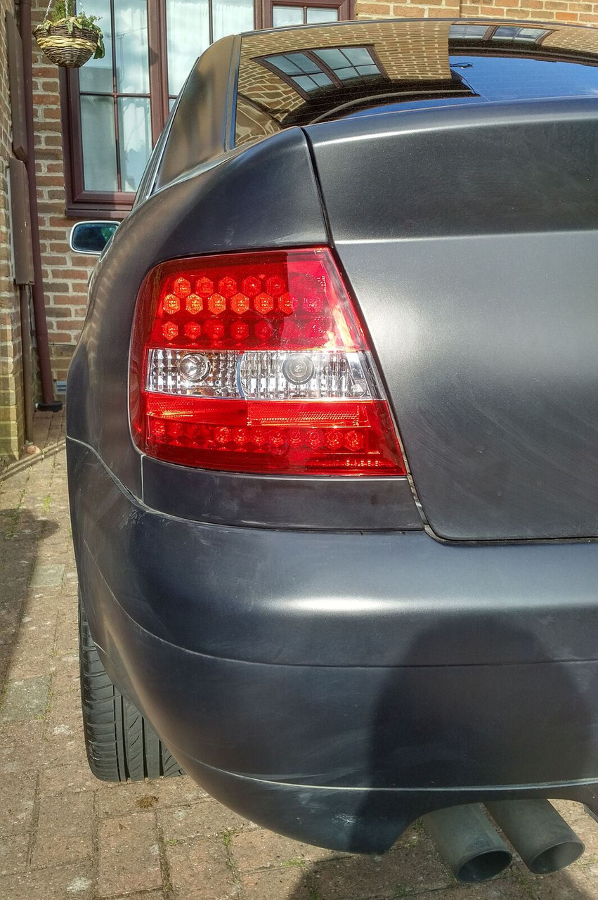 Back Rear Tail Lights Lamps Red-Clear LED Pair For Audi A4 B5 11/94-9/00