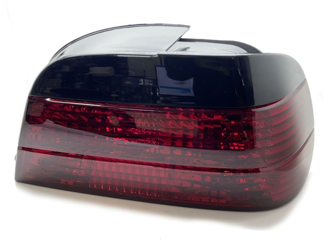 Back Rear Tail Lights Pair Set Brilliant Red Grey BMW 7 Series E38 94-98