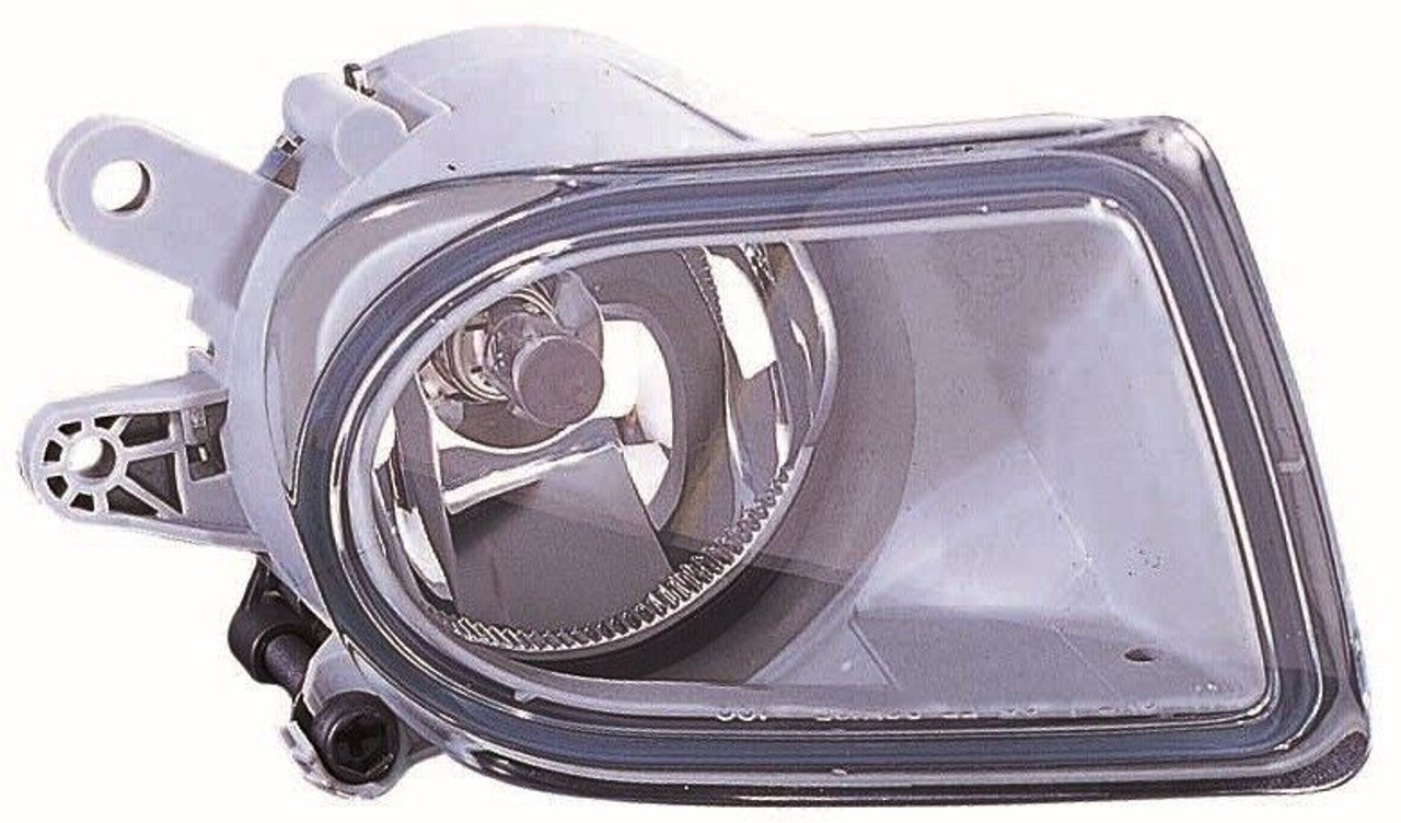 Front Right Driver Side OS Fog Light Lamp H11 For Volvo V50 Estate 04-9.07
