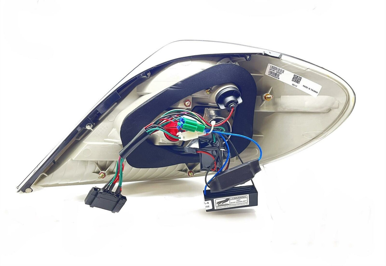 Back Rear Tail Lights Pair Set LED Clear Black Mercedes R171 04-11