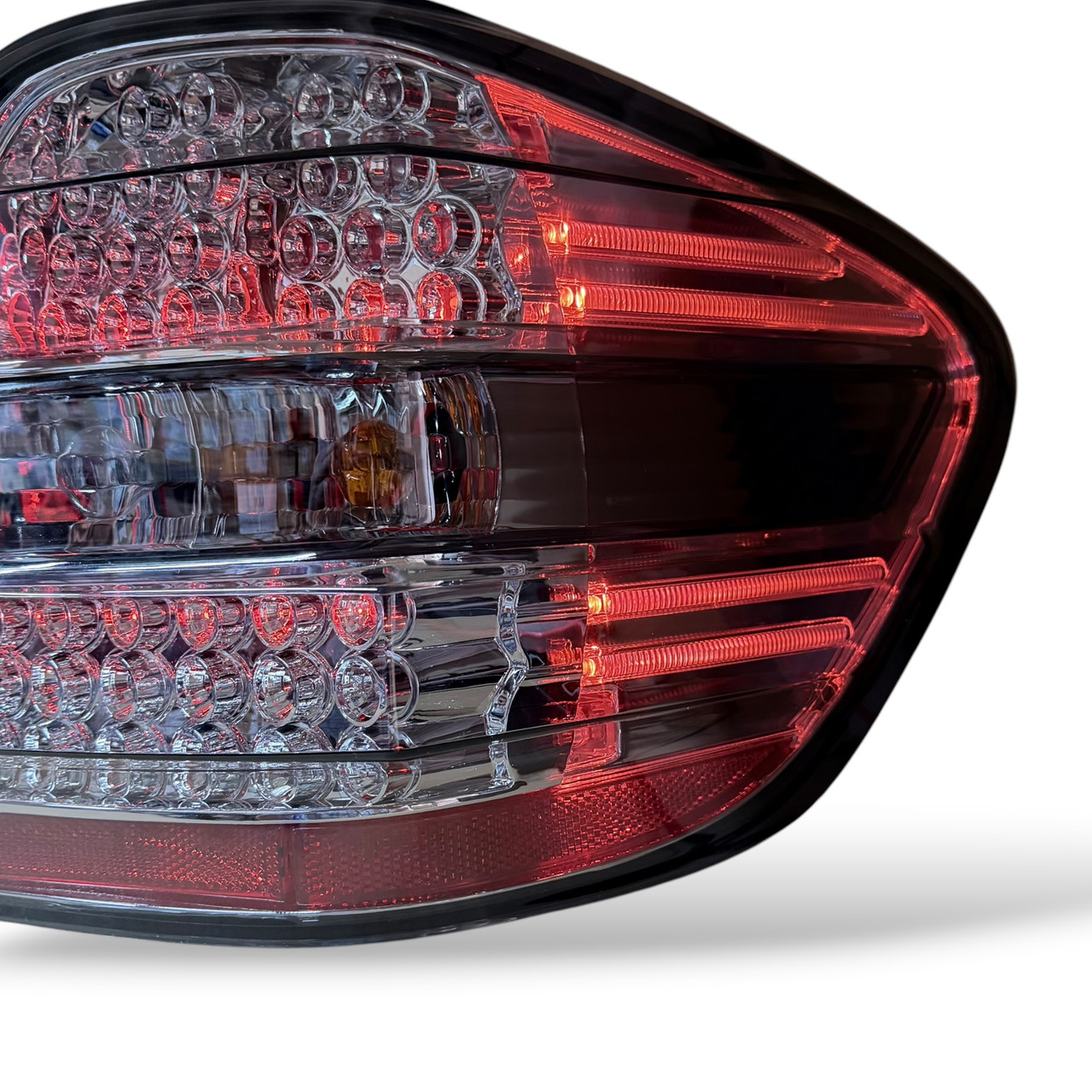 Back Rear Tail Lights Pair Set LED Clear Black Mercedes-Benz W164 05-08
