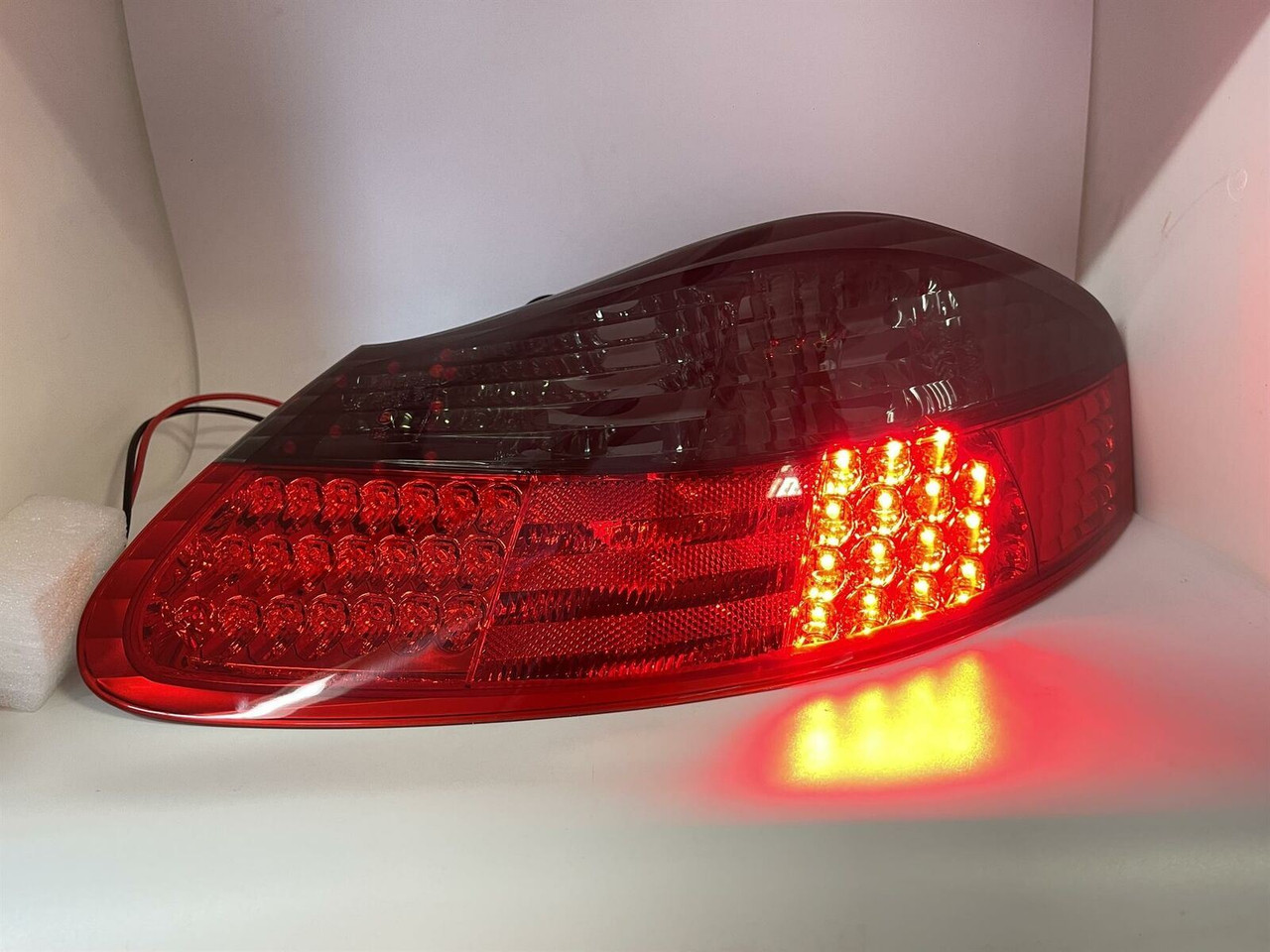 Back Rear Tail Lights Pair Set LED Clear Red Black Porsche Boxster 96-04