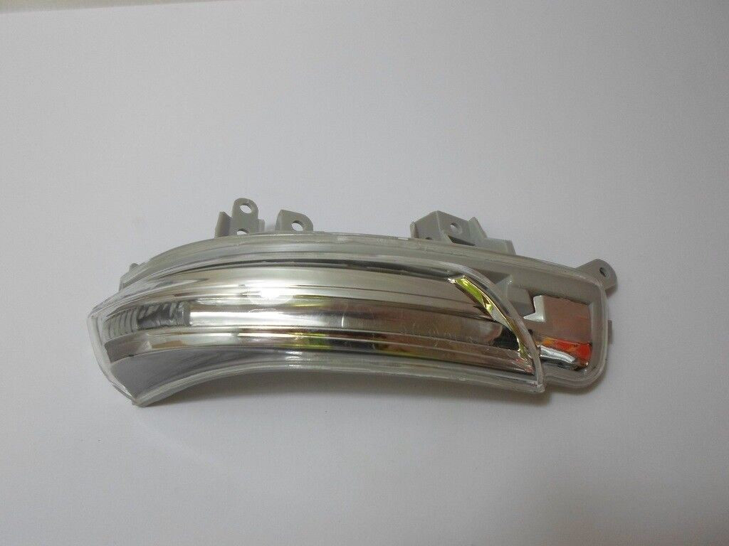 Left NS Nearside OS Door Wing Mirror Indicator Clear For Toyota iQ 09-On