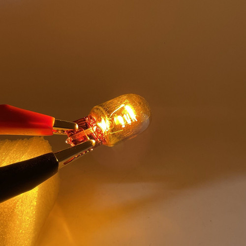 Pair 582 7440 T20 W21W Chrome/Silver Amber Indicator Bulbs Lighting Part