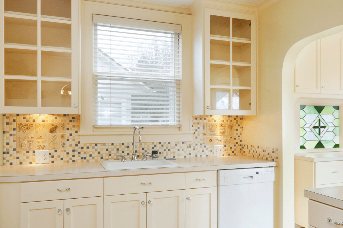 Steps for Cabinet Door Replacement