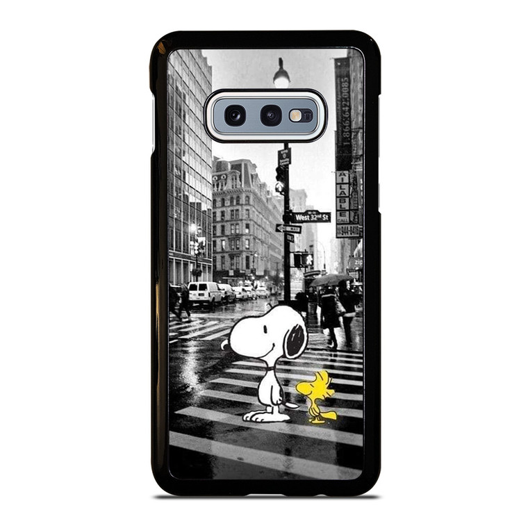 SNOOPY STREET RAIN Samsung Galaxy S10e Case Cover