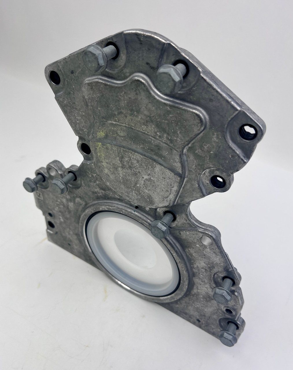 Garage Sale - GM 12705663 Rear Engine Cover with Seal for 2014+ Gen V Truck/SUV Engines L83 L86 L82 L84 L87 5.3L 6.2L Rear Main Seal Housing
