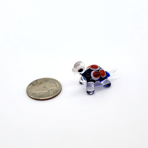 Fair trade crystal glass miniature turtle figurine from Chile