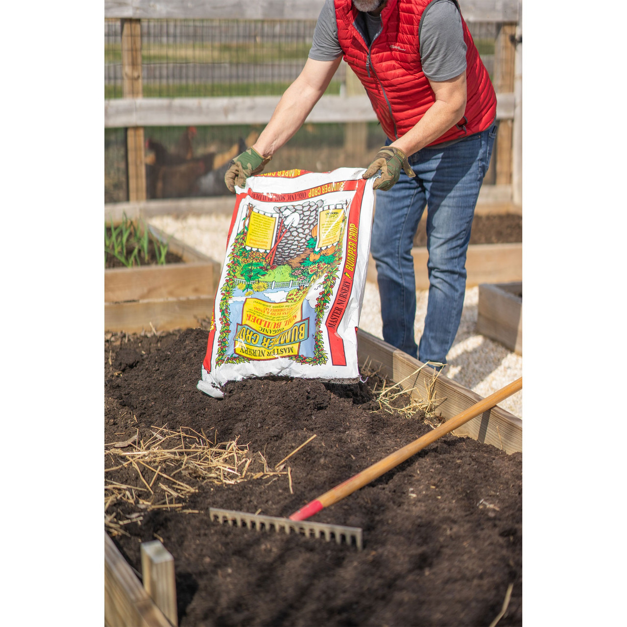 Master Nursery Bumper Crop Soil Builder - Thumbnail 3