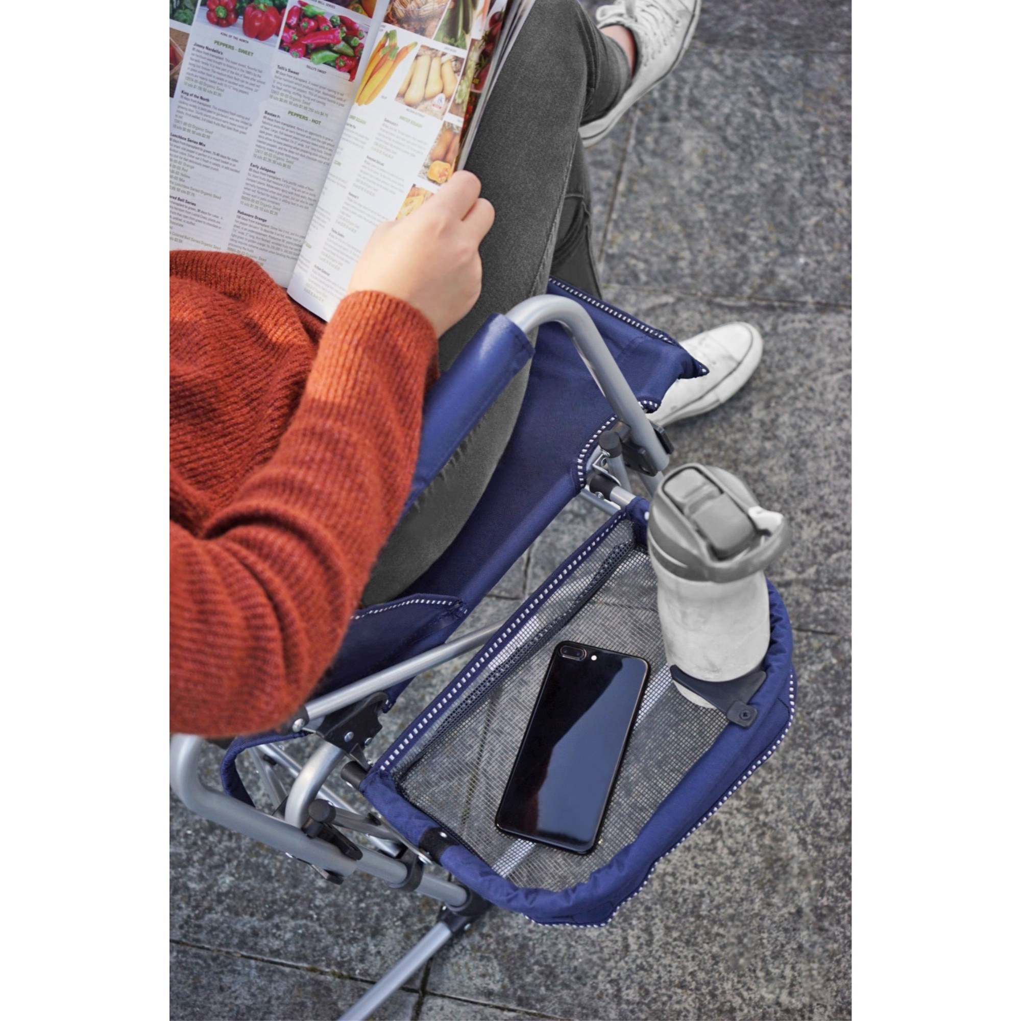 Zenithen Limited Navy/Grey Rocking Director Folding Chair with Side Table