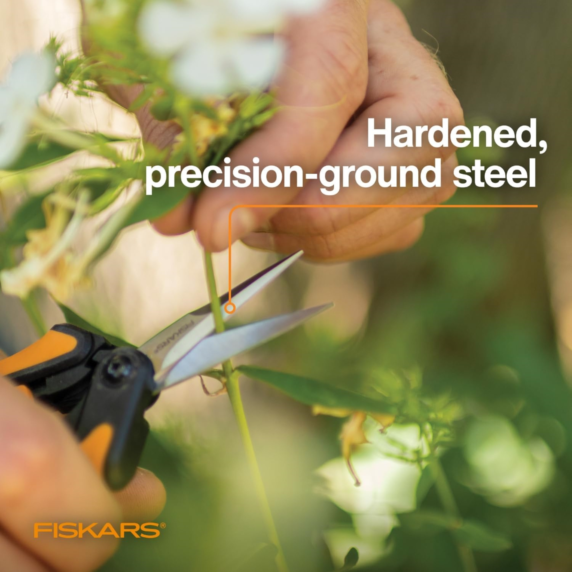 Fiskars Softouch Micro-Tip Pruning Snips for Precision Garden Trimming, 6"