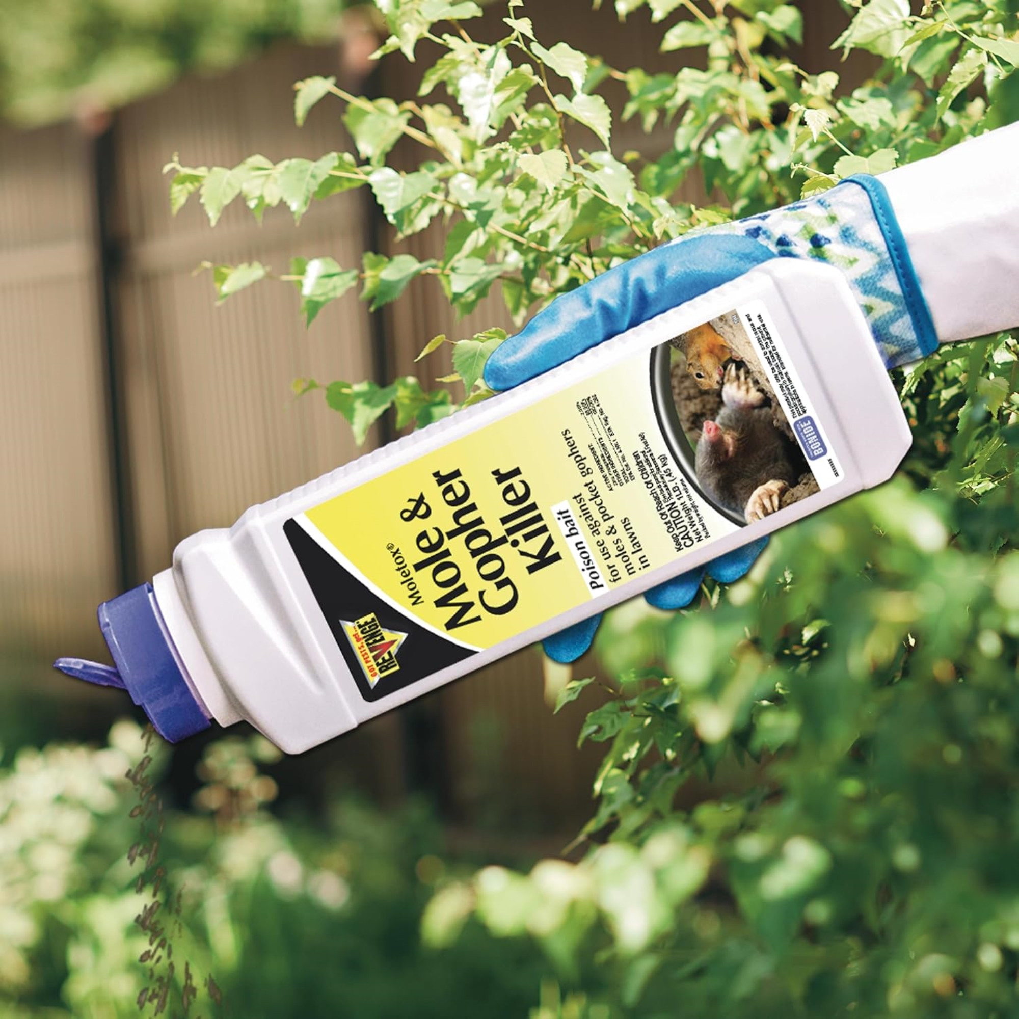 Bonide Moletox Mole & Gopher Killer –Powerful Zinc Phosphide Bait for Lawn Pest Control, 1 lb