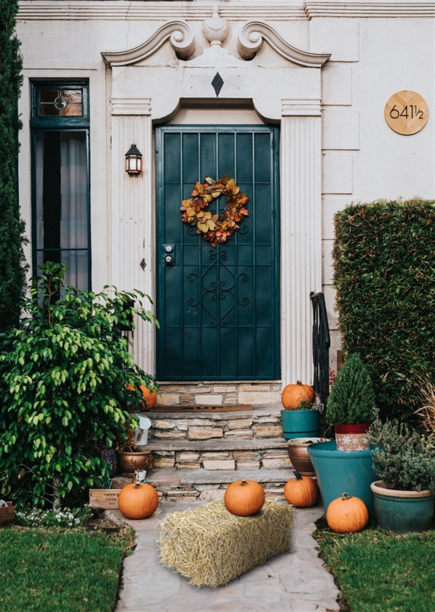 Garden Elements Straw Bale by Shady Creek Farm, Multi-Use for Farm & Home, Large Bale, 36"