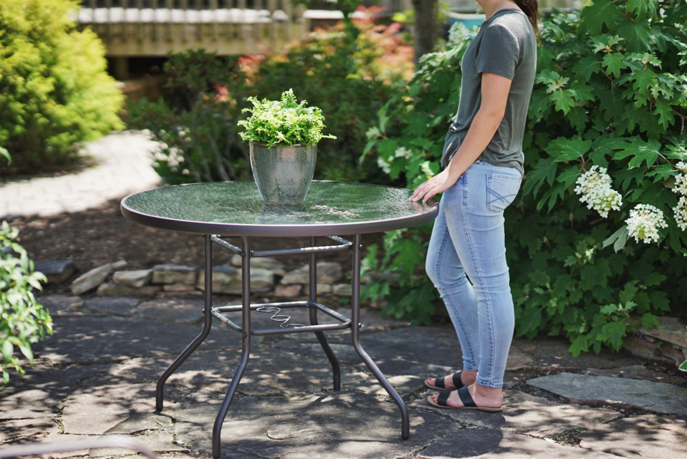 Garden Elements Outdoor Dining Table Patio Furniture, Round Steel Base and Rim with Waterwave Glass Top, Brown, 40"
