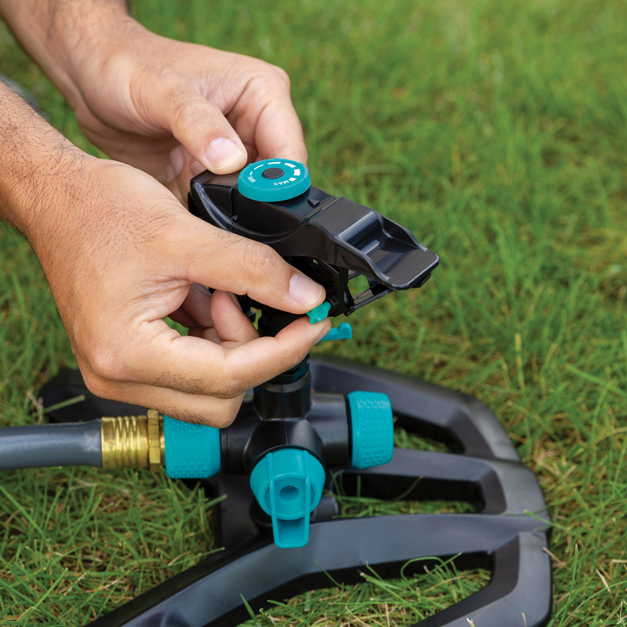 Gilmour Plastic Circular Water Sprinkler, Covers 5,800 sq. ft.