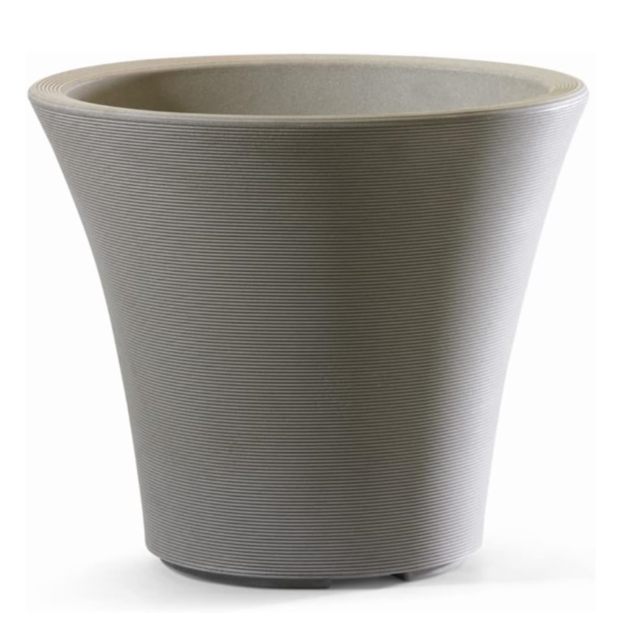 Garden Elements Indoor/Outdoor Resin Pamploma Planters with Drainage Holes, Lightweight & Durable