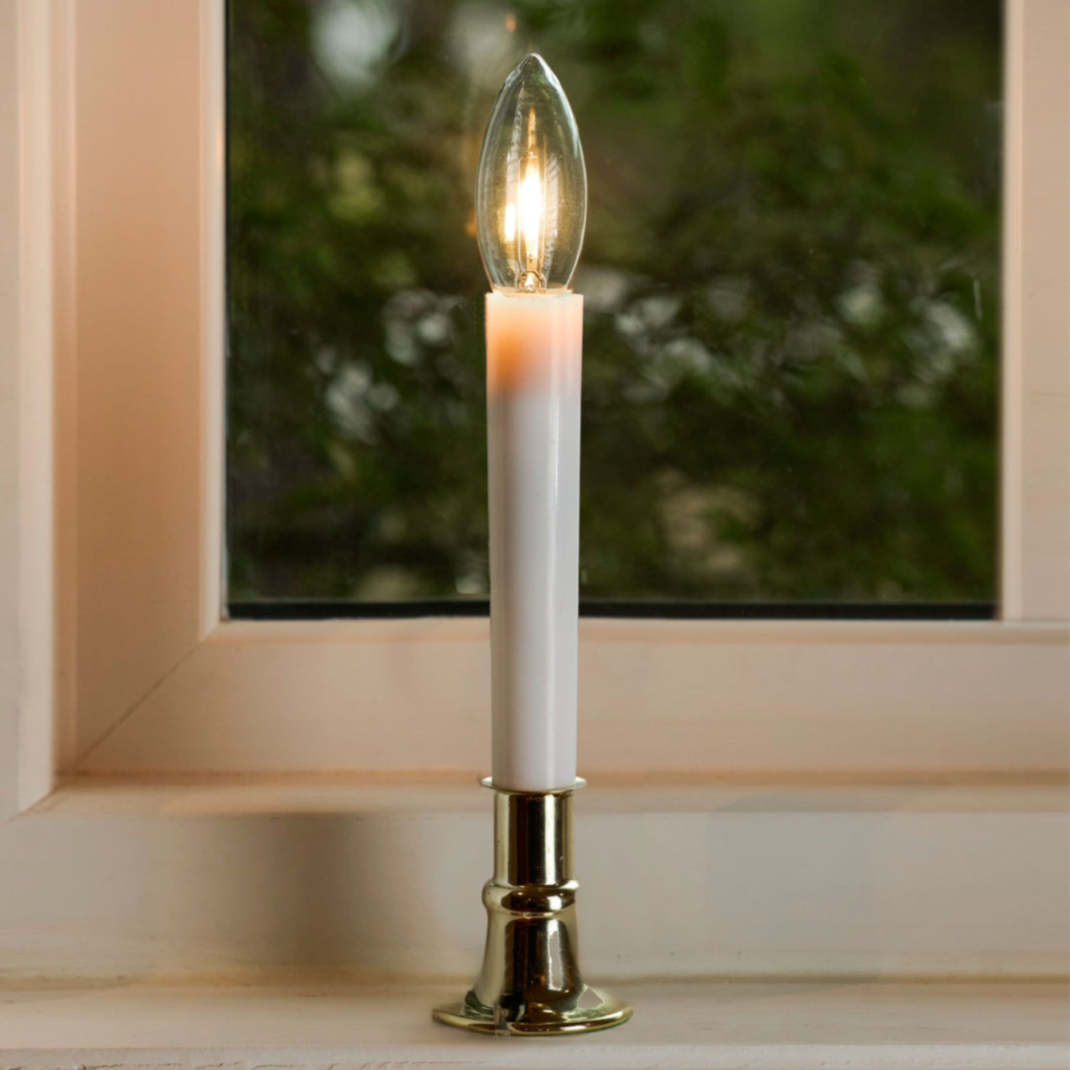 IMC Electric Candle with Warm White LED Bulb and Timer, Brass, 9" IMC Electric Candle with Warm White LED Bulb and Timer, Brass, 9"