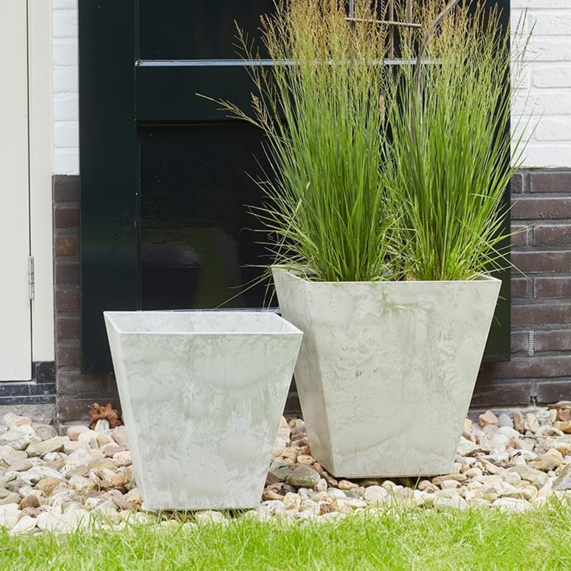 Novelty Ella Artstone Indoor/Outdoor Square Plastic Resin Planter with Water Minder System, Mint, 14in