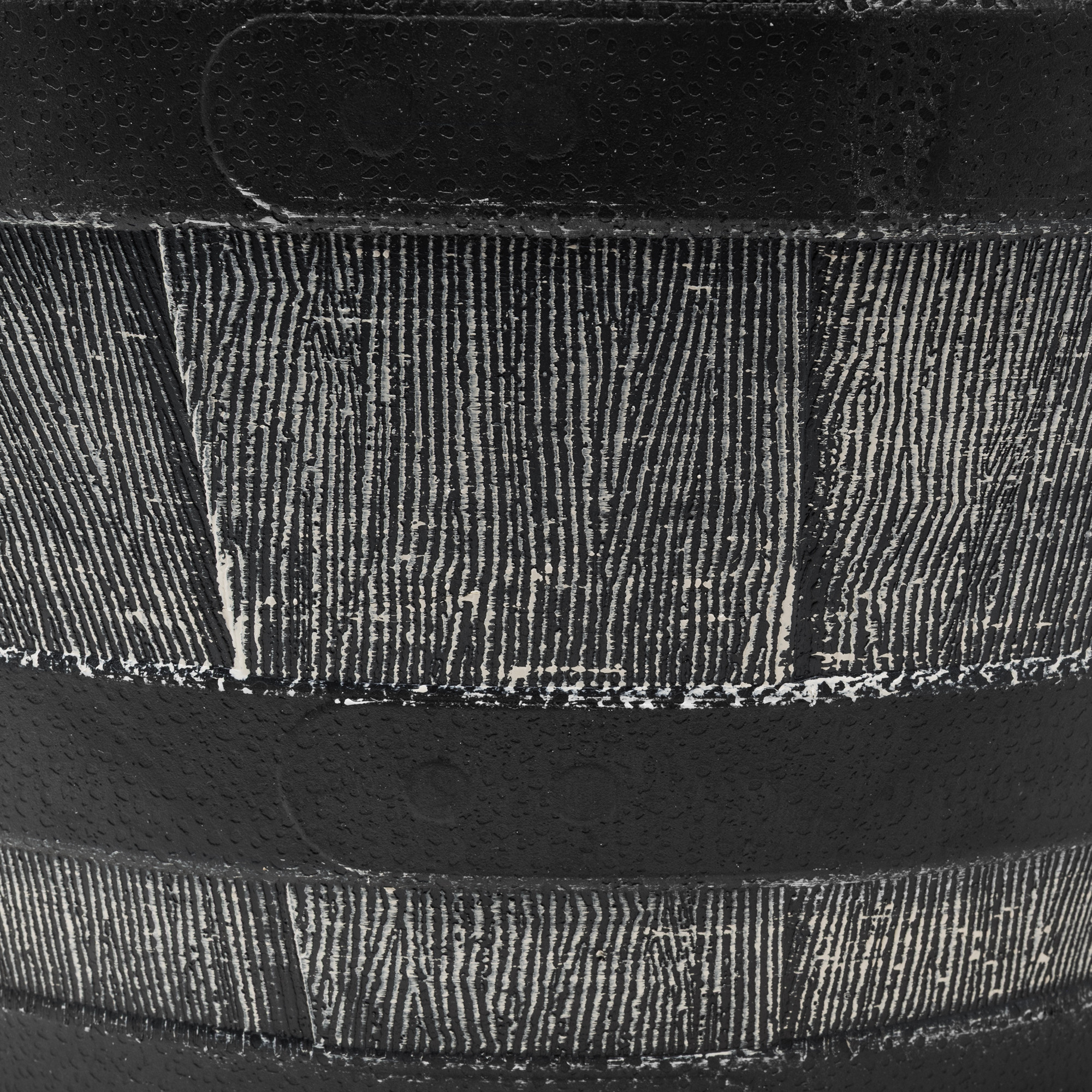 Garden Elements Timberline Barrel-Style Round Planter, Black, 18in