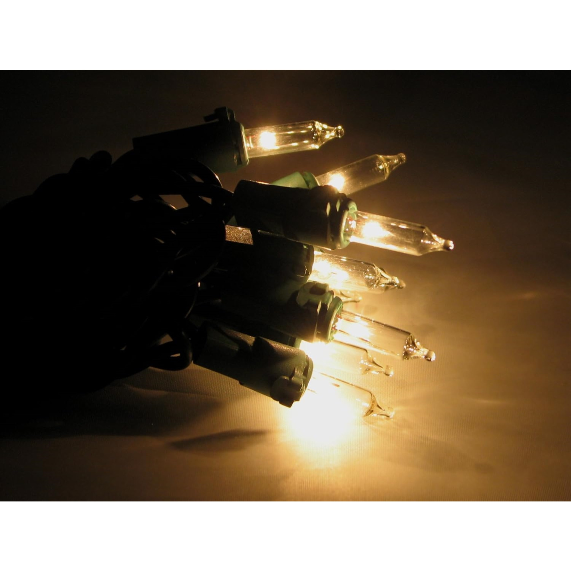 Good Tidings Indoor Outdoor Ultimate Heavy Duty String Lights, 100 Clear Mini Bulbs, 31.5'