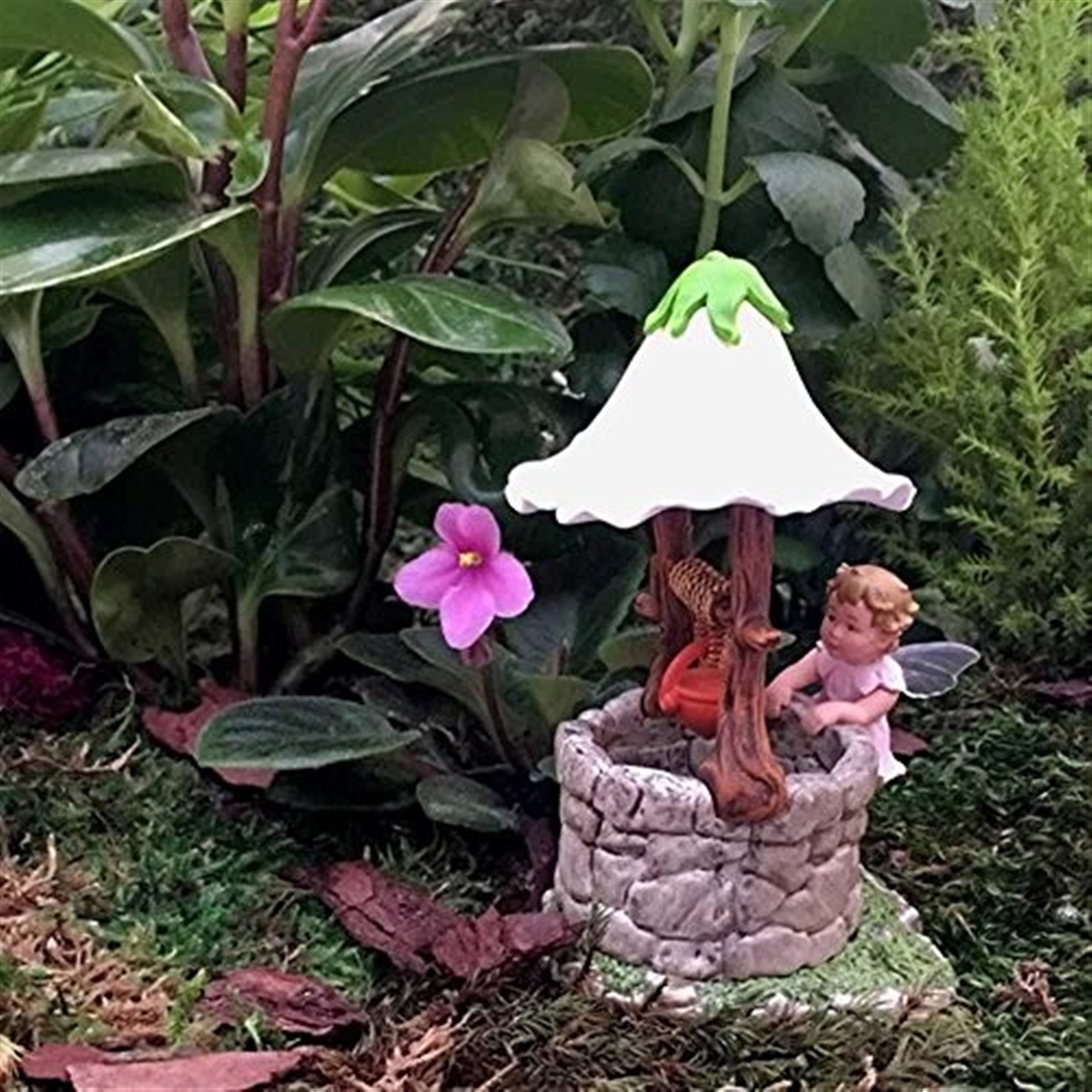 Flower Fairies Secret Garden Baby Apple Blossom w/ Wishing Well