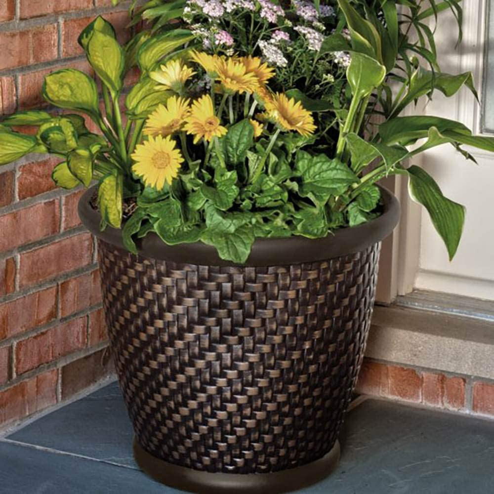 Suncast Resin PlanterLightweight Contemporary Flower Pot, Dark Brown