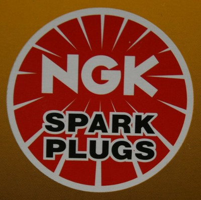 NGK 6216318 NGKS SPARK PLUG DCPR7E