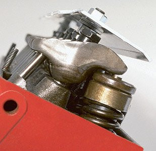 MOROSO 67700 VALVETRAIN OIL DEFLECTOR