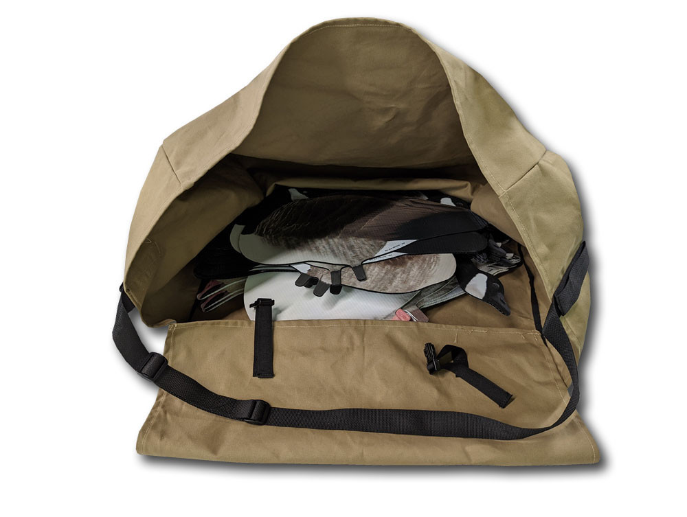 Holds up to 5 dozen crane decoys
