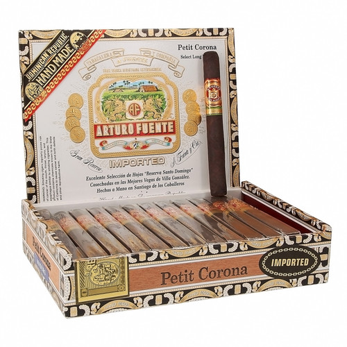 Arturo Fuente Petit Corona Maduro