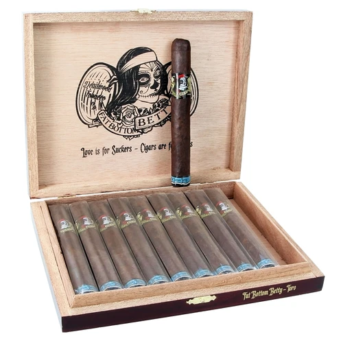Deadwood Tobacco Co. Fat Bottom Betty Toro